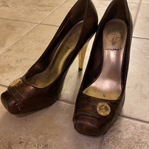 Two heels - Picture 3 of 6